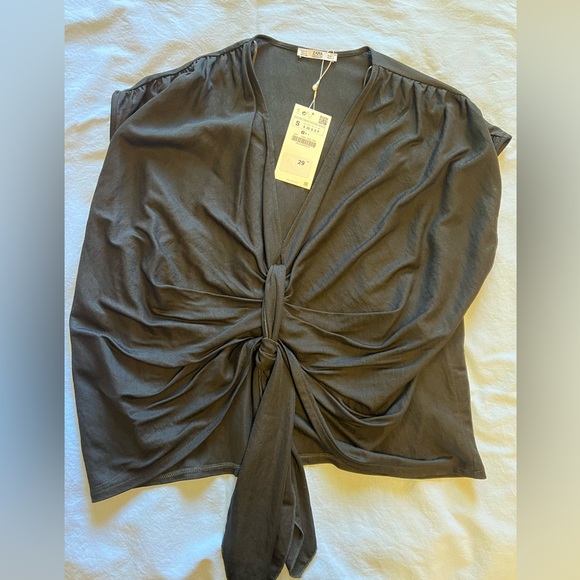 All brand new clothes for 50% off - Picture 3 of 8